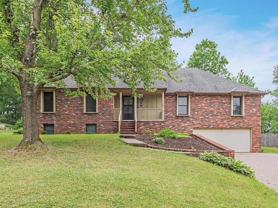 1st image of 1024 Maywood Dr