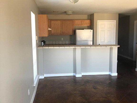 5th image of 115 Nikki Dr