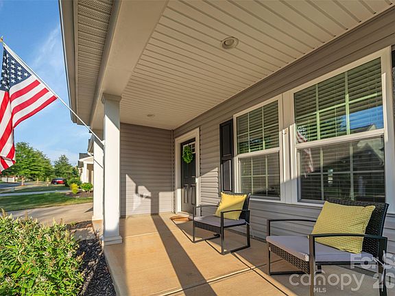 4th image of 2745 Cypress Oak Ln