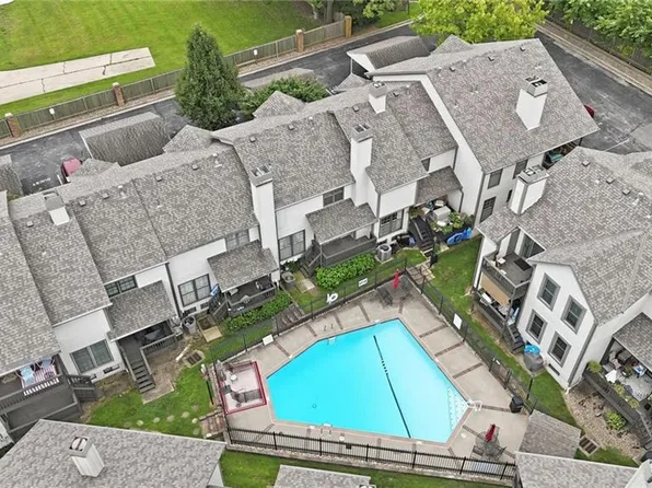 7460 Nall Ave, Prairie Village, KS 66208