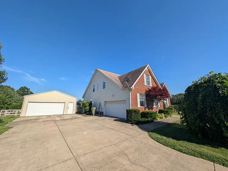 1138 Jason Cir — Photo 3