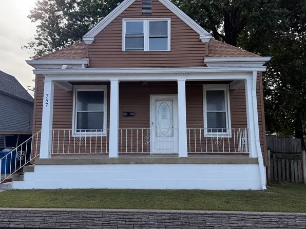 757 Regina Ave, Saint Louis, MO 63125