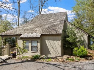 19 Lookout Loop, Burnsville, NC 28714