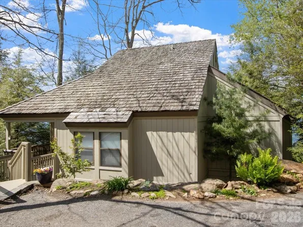 19 Lookout Loop, Burnsville, NC 28714