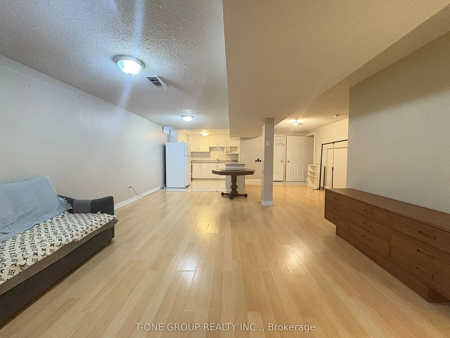 2 bed, $1,650 — Photo 2