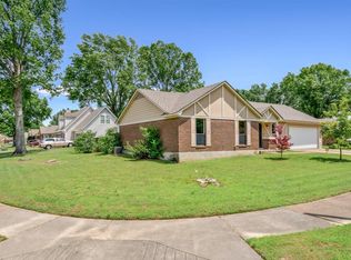 6262 Barwick Dr, Memphis, TN 38134