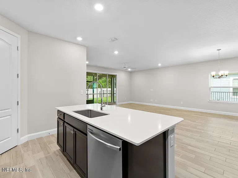 2468 Alexia Cir — Photo 10