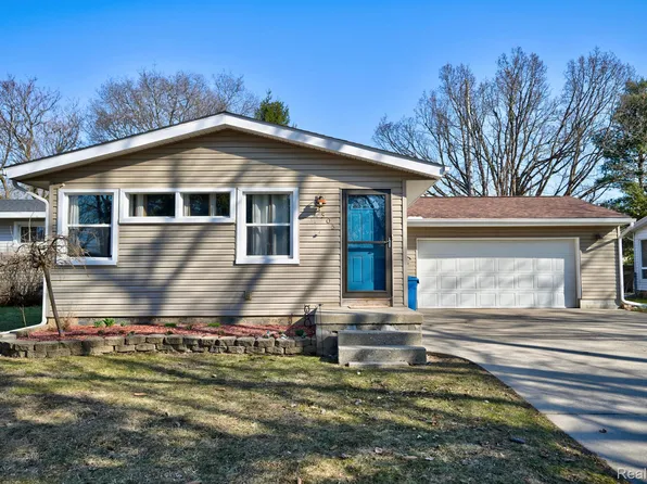 505 Balsam Dr, Davison, MI 48423
