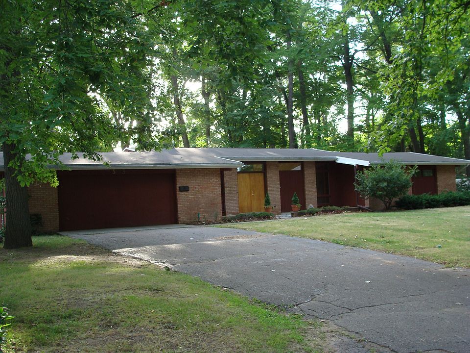 Beautiful Mid Century Modern Style