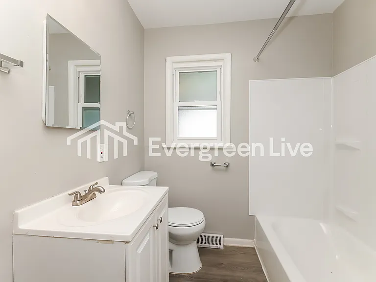 303 Meyer Ave — Photo 10