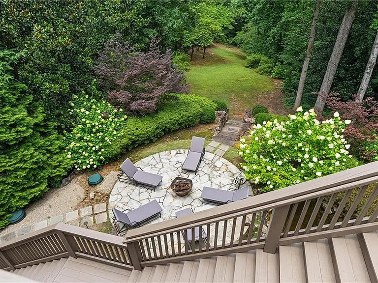 1685 Mount Paran Rd NW — Photo 32