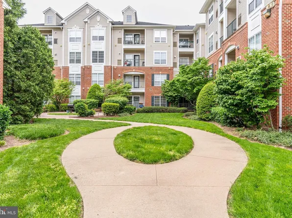 4850 Eisenhower Ave Unit 115, Alexandria, VA 22304