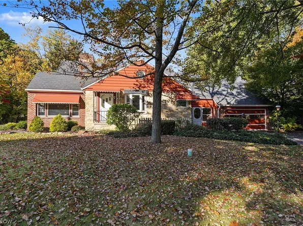 7938 Skyline Dr, Broadview Heights, OH 44147