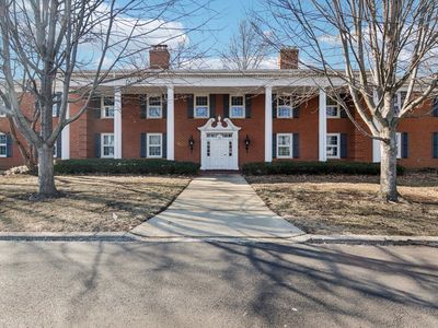 530 Devonshire Ln APT 13, Crystal Lake, IL, 60014