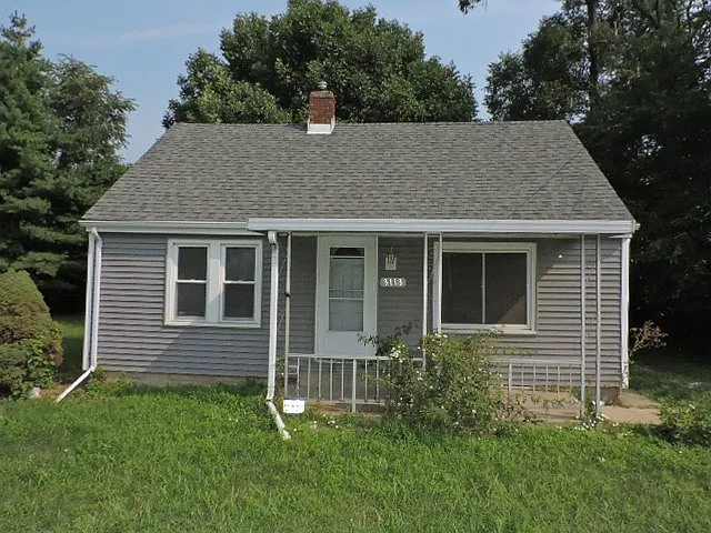3113 W Latrobe St photo 1