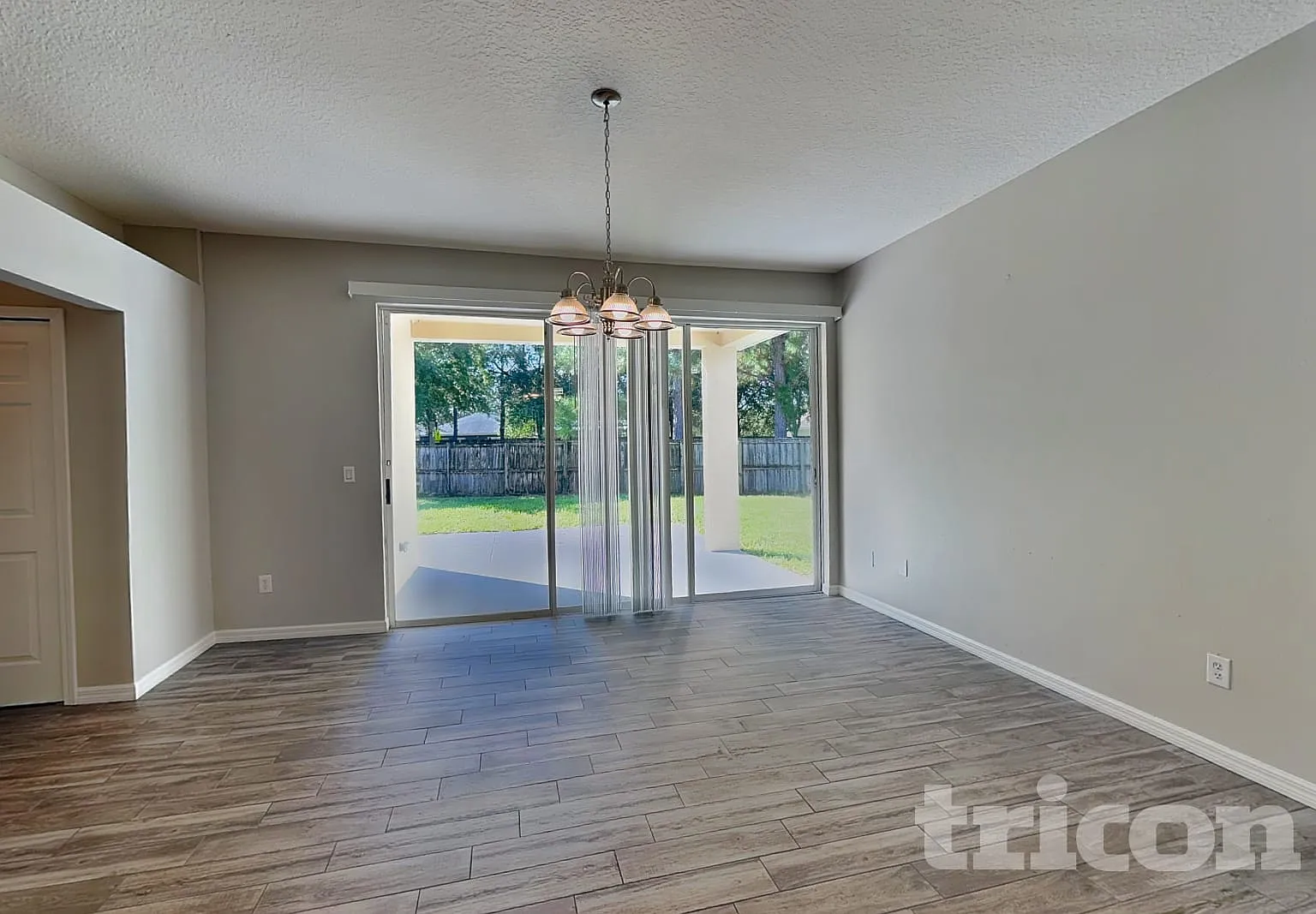 6705 Cambridge Park Drive Apollo Beach FL — Photo 3