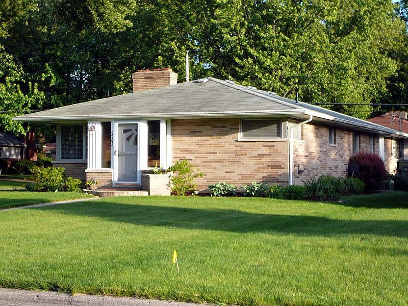 1st image of 233 Meadowlark Ln