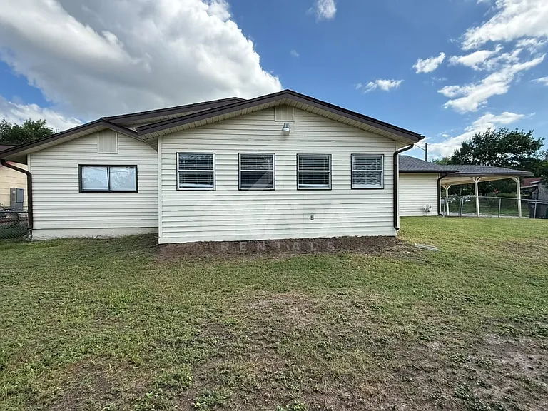 415 Solar Dr — Photo 19