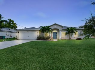 5715 NW Cullom Ct, Port Saint Lucie, FL 34986
