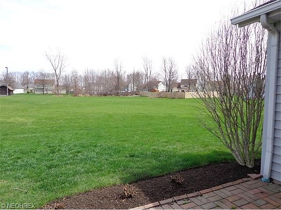 2nd image of 146 Stonehedge Dr