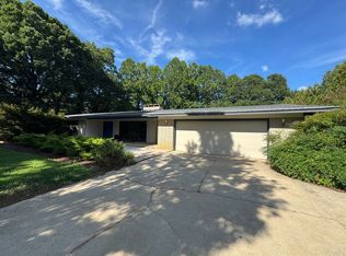 2015 S Point Rd, Belmont, NC 28012