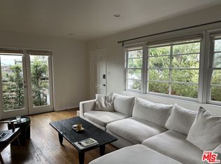 307 Venice Way, Venice, CA 90291