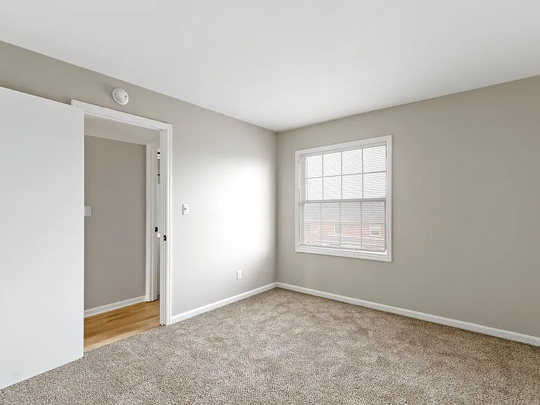 The Prairies Apartment Homes — Photo 32