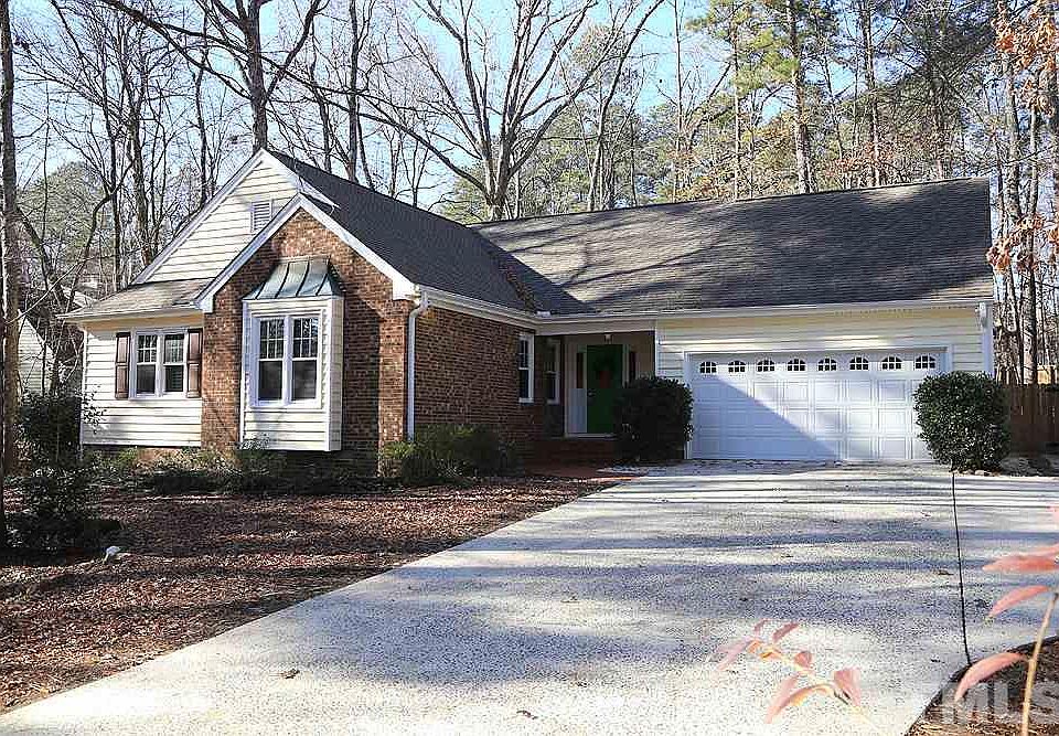 1st image of 105 Pinoak Ct