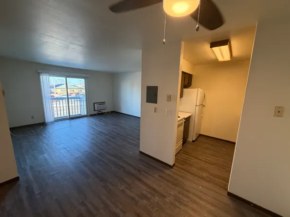 201 1st St #15, Kewaskum, WI 53040