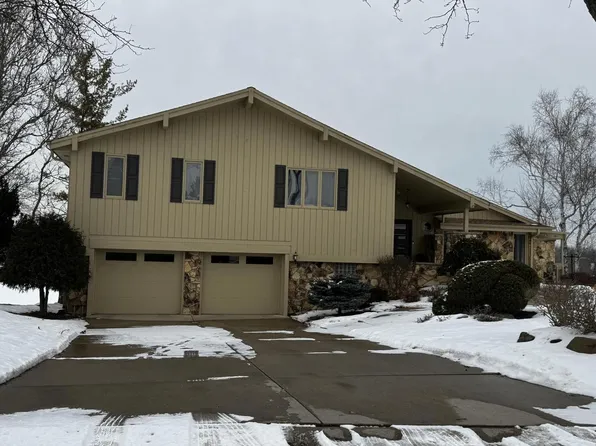 S76W12936 Cambridge COURT WEST West, Muskego, WI 53150