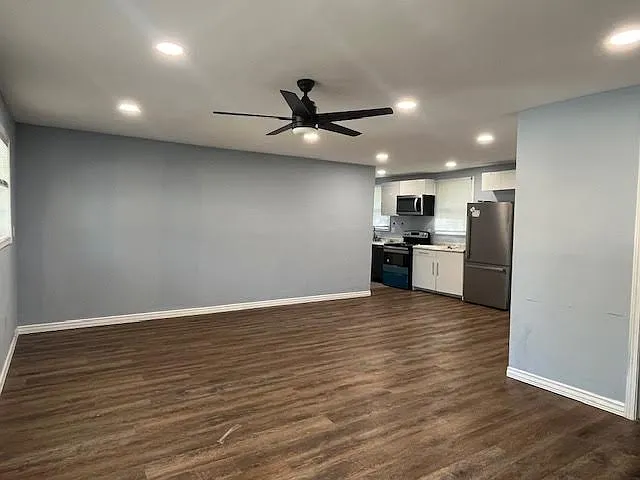 203 Vienna Cir — Photo 25