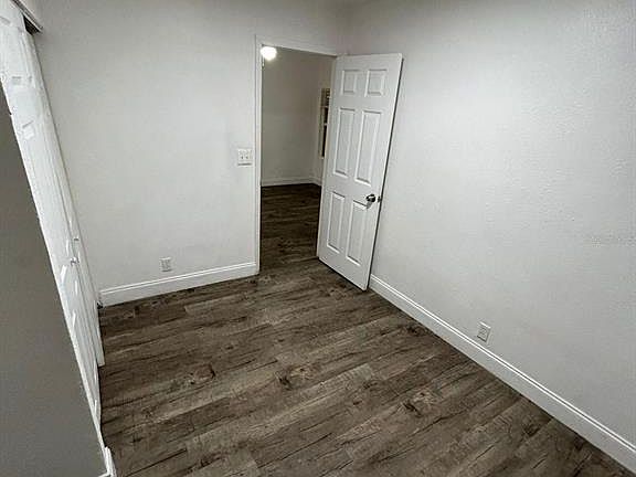 4th image of 8113 N Alaska St