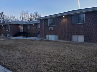 910 Douglas Ave APT E, Loveland, CO 80537