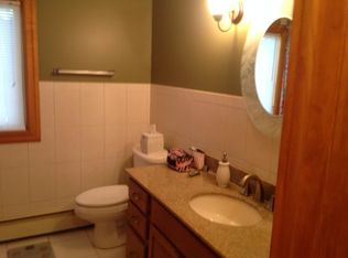 241 Newark Ave, Lyndhurst, NJ 07071