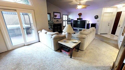 4th image of 8045 Healy Ct