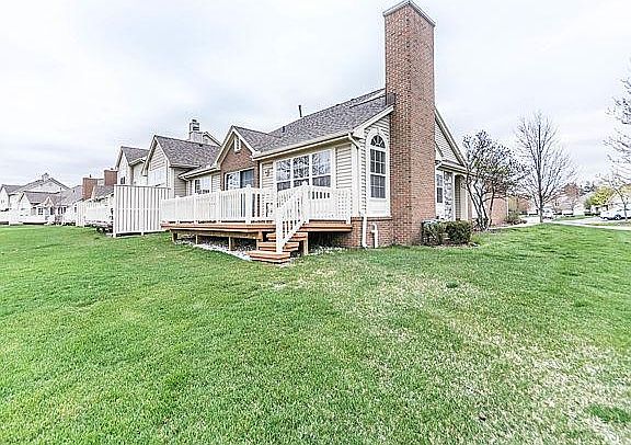 3rd image of 1816 Wentworth Dr