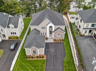 241 Lake Ave, Worcester, MA 01604