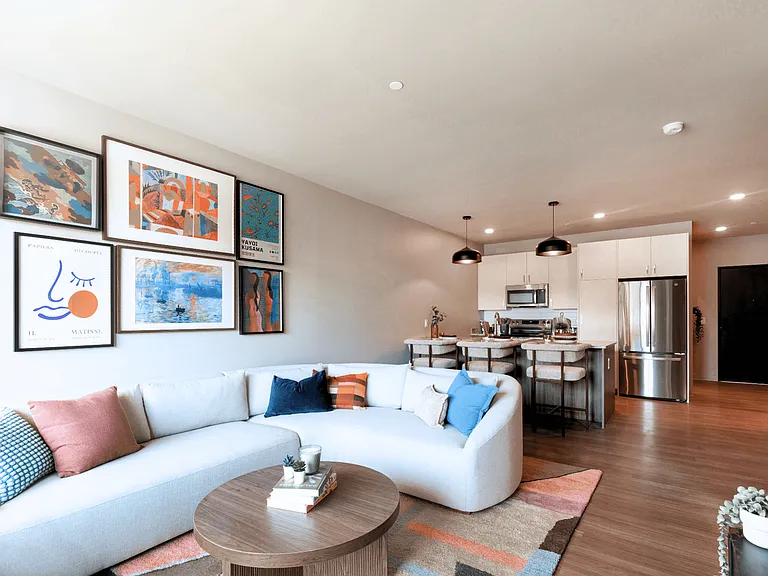 Polaris Living Space