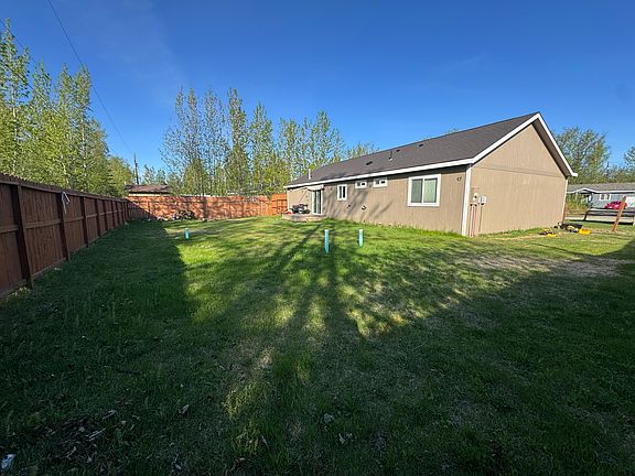 3rd image of 2174 E Totem Rd