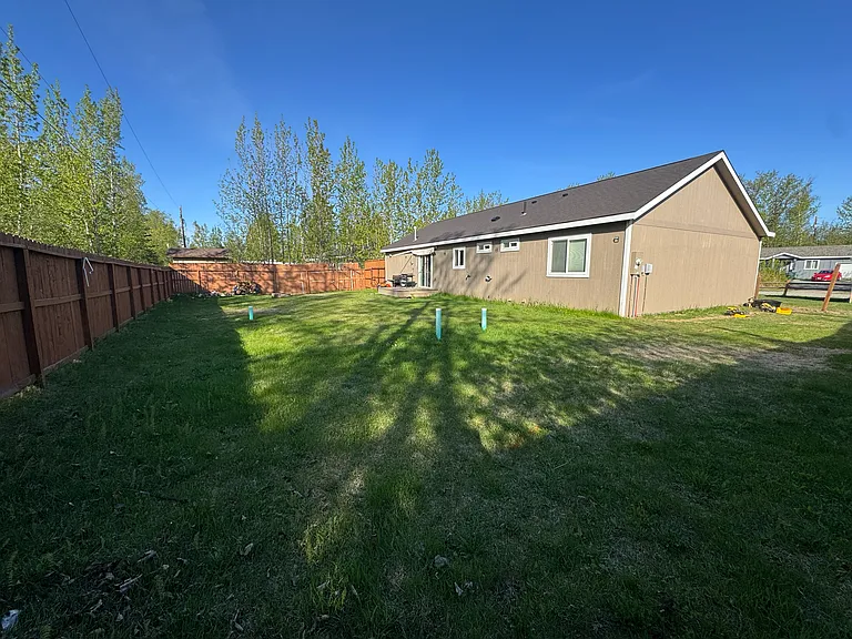 2174 E Totem Rd — Photo 3