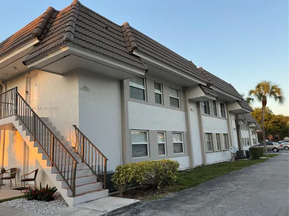 6921 SW 129th Ave APT 6, Miami, FL 33183