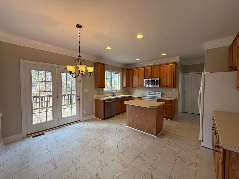 3993 N Lakeshore Rd — Photo 12