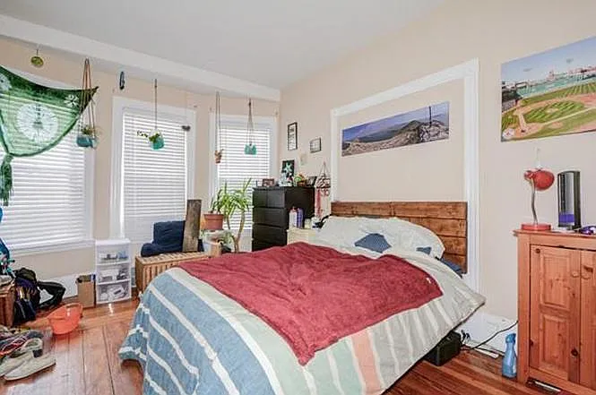 Bedroom - 1st floor