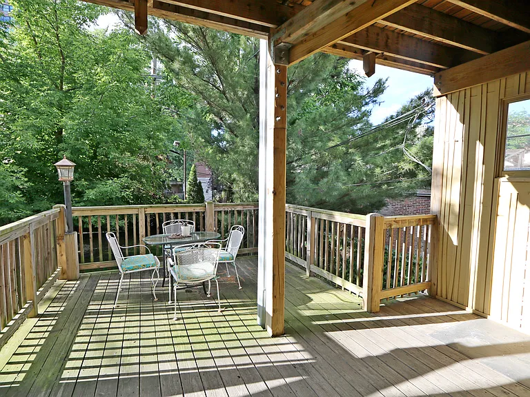 918 W Buena Ave #1 — Photo 21