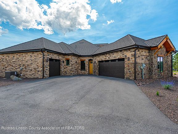 3rd image of 168 Lincoln Hills Dr