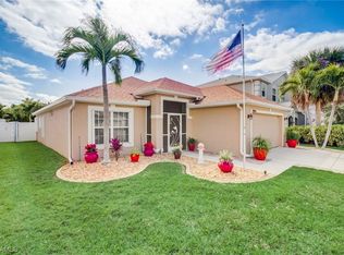 9844 Gladiolus Bulb Loop, Fort Myers, FL 33908