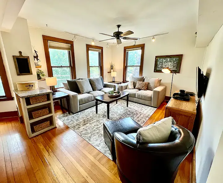 179 Caroline St — Photo 3