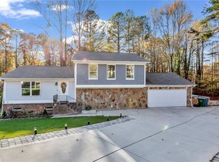 5419 Ivanhoe Ct, Norcross, GA 30093