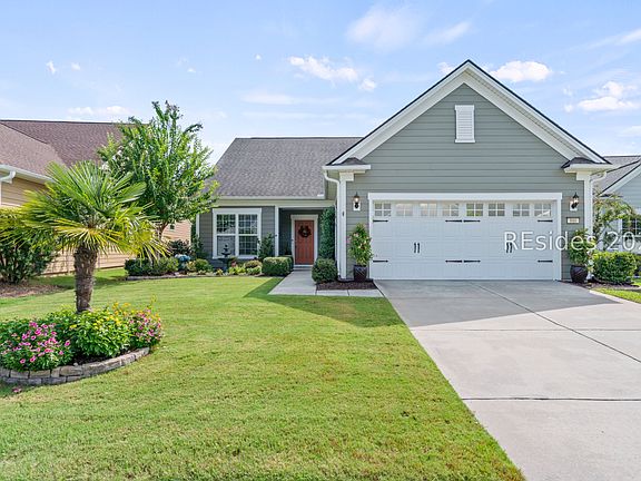3rd image of 886 Promenade Lane