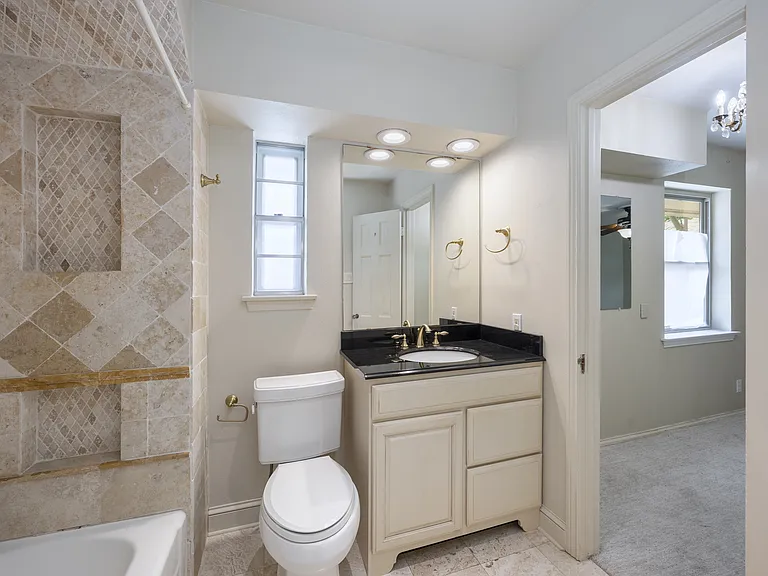 1404 Seminole Dr — Photo 30